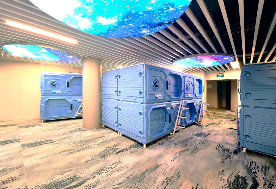 4. 칭다오 자오둥 ..