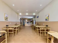 Haifanxing Chain Hotel (Jingshan Railway Station Branch) Hotels in Jingshan