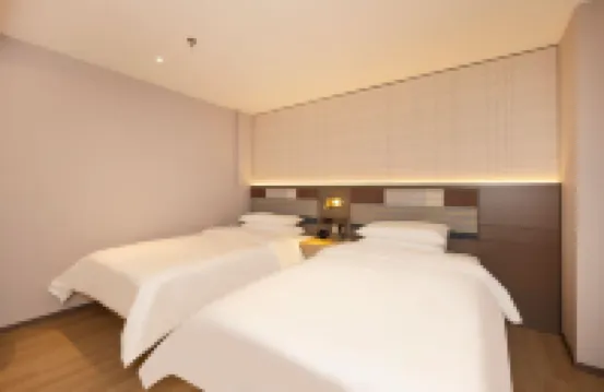 Homeinn Plus Hotel (Beijing Wukesong Huaxi LIVE) Hotel in zona Stazione metro Wanshoulu