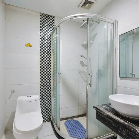 Baojing Ethnic Hotel