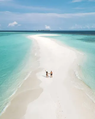 Manta Reserve Hotels near Miriandhoo