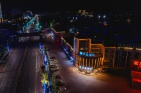 Hanting Hotel (Leling Yiwu Mall) Hotels in Laoling