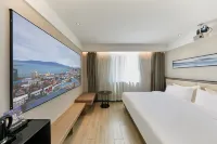 Meijing Hotel (Nanjing Museum Alfalfa Garden Street Branch) - 3-Star
