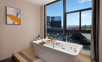 Ramada Hotel at the Port Pool Wharf of Dang Port in Zhenjiang
