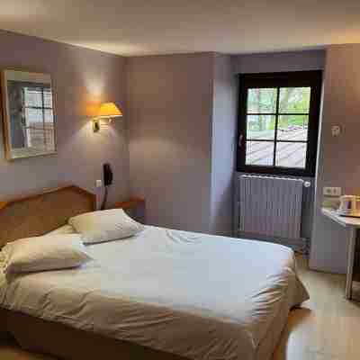 Hostellerie Au Rendez-vous des Amis Rooms