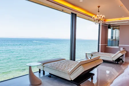 Namioto Terrace Suite Villa in AIGA