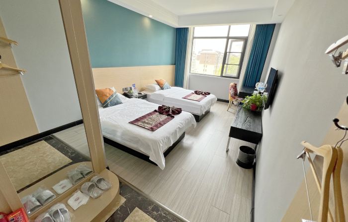 Shenqiu Xiuting Hotel (County Government High-speed Railway Station Branch)
