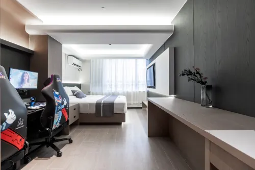 Jiaqi Electric Sports Hotel (Shenyang Forbidden City Branch) - E-sport
