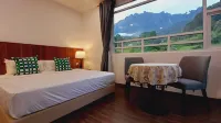Sling & Stone Mountain Suites Hotels in Ranau