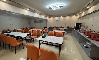 Yongzhou Jincheng Hotel (Vision Square Store)