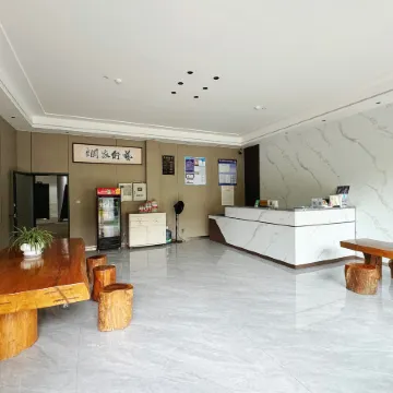 Mengla County Menglun Chunlin Hotel