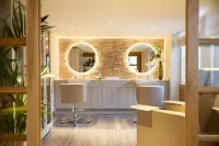 Hyatt Regency London - the Churchill - spa