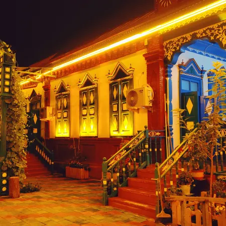 Yining Hera all girls youth Hostel (Kazanqi Folk-custom Tourism Area)