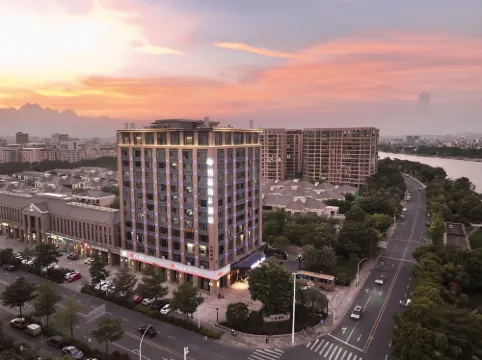 鉑晶 | Platinum Crystal 鉑林江景酒店（汕頭高鐵站店）