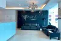 Hotel Zamburger Plaza Mahkota