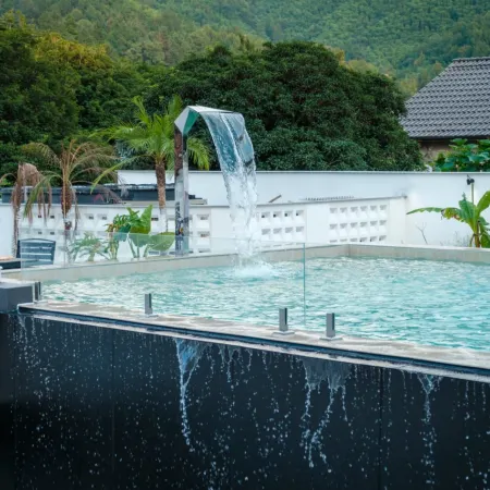 Xijian IXIXIX one Contentent · Private Hot Spring Homestay