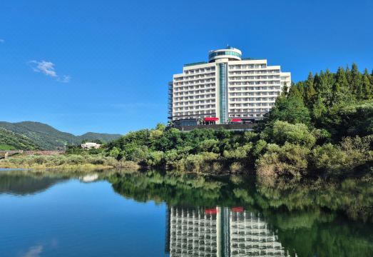 리조트 외관 및 주변 풍경 이미지