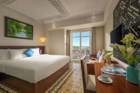 Royal Riverside Hoi An Hotel & Spa