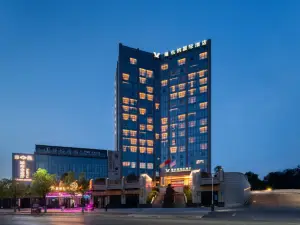 Vienna International Hotel Huaihua Xinhuang High-speed Railway Station