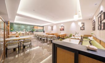 Weiman Hotel (Dongmen Old Street Subway Station Branch)