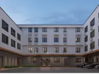 REZEN CULTURE HOTEL Hotels in Luanchuan