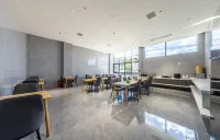 Xinhai dajiudian(Anshun Zhenning Huangguoshu Avenue Branch) - فطور