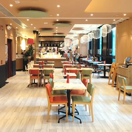 Holiday Inn Express HONG KONG KOWLOON CBD2 by IHG Отели рядом с достопримечательностью «Миллениум 2»