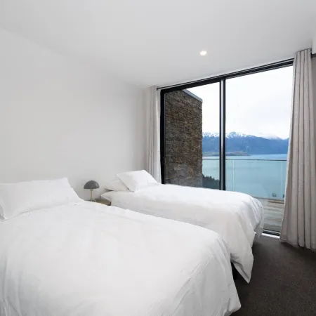 The Alpine Lakeview Luxe Retreat by Peakhost