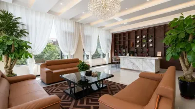 Qiandao Lakeside Hotel Отели в г. Ж/д вокзал Лицзян