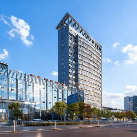 Shengjing Yijia Hotel ( Xiangyang New Wuzhong Wuyue Plaza Branch)