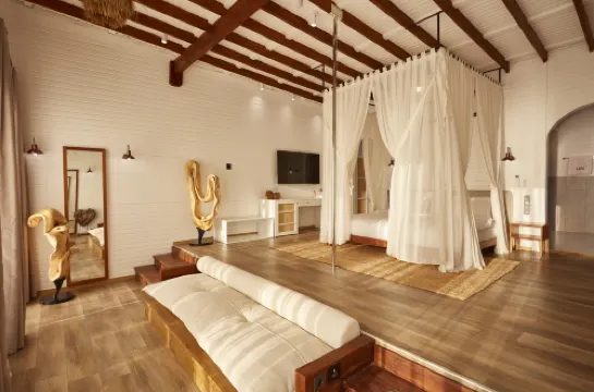 Lov Faralya Adults Only Empfohlen Photos