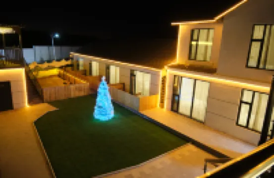 花築·麓隱別院民宿（長白山高鐵站二道白河店）