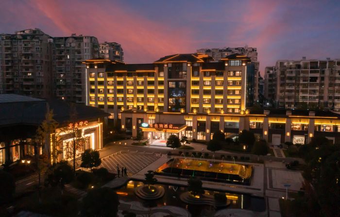 Vienna Hotel (Fuzhou Lichuan Kangshu Branch)