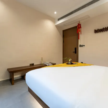 Jiuhuashan Zuiyunjian Homestay (On the Jiuhua Mountain)