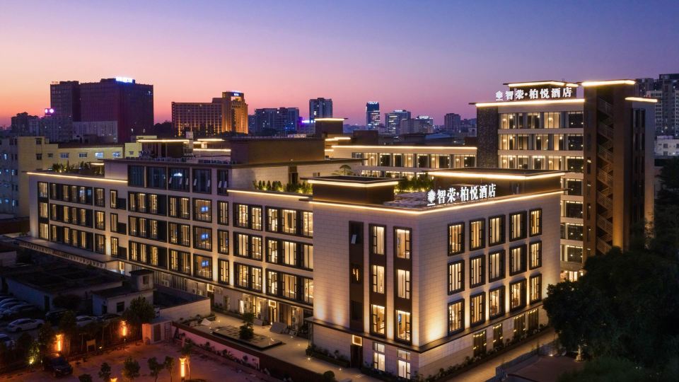 Dongguan Songshan Lake Zhirong Bayue Hotel