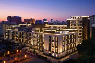 Dongguan Songshan Lake Zhirong Bayue Hotel Hotels near Dalang
