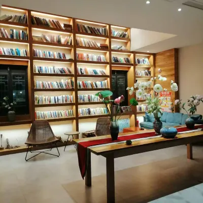 遇見.花渡雲開民宿（蕪湖方特樂園鳩茲夜遊演藝小鎮店） 鄰近蕪湖新華聯大白鯨海洋公園的酒店