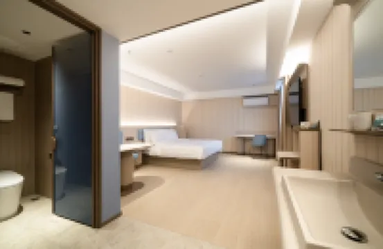 Home Inn (Jinshuilu Branch of Linggui District Government of Guilin) Hotels in Guilin