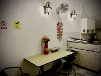 Red Star International Hostel - Homestays