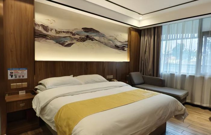 Shell Hotel (Longnan Longxiang International Lingxiuyuan Branch)