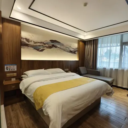 Shell Hotel (Longnan Longxiang International Lingxiuyuan Branch)
