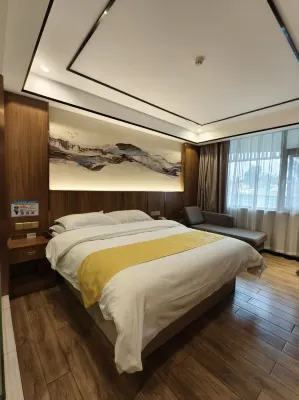 Shell Hotel (Longnan Longxiang International Lingxiuyuan Branch)