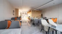 W H Hotels - breakfast