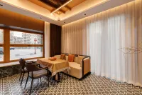 Floral Hotel · Xiangwang Bieyuan Homestay (Wuwei Pedestrian Street Temple of Literature Scenic Area)