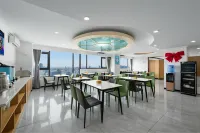 Yilong Haiya Hotel (Xu Changpang Donglai Times Square Caowei Ancient City Branch） - بار