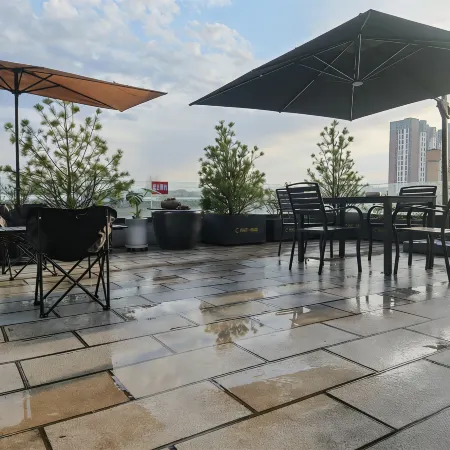 Yuelai Elegant Residence Hotel (Xinzhou Ancient City)