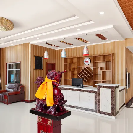 Caihong Tribe Hotel (Qicai Danxia Scenic Area)