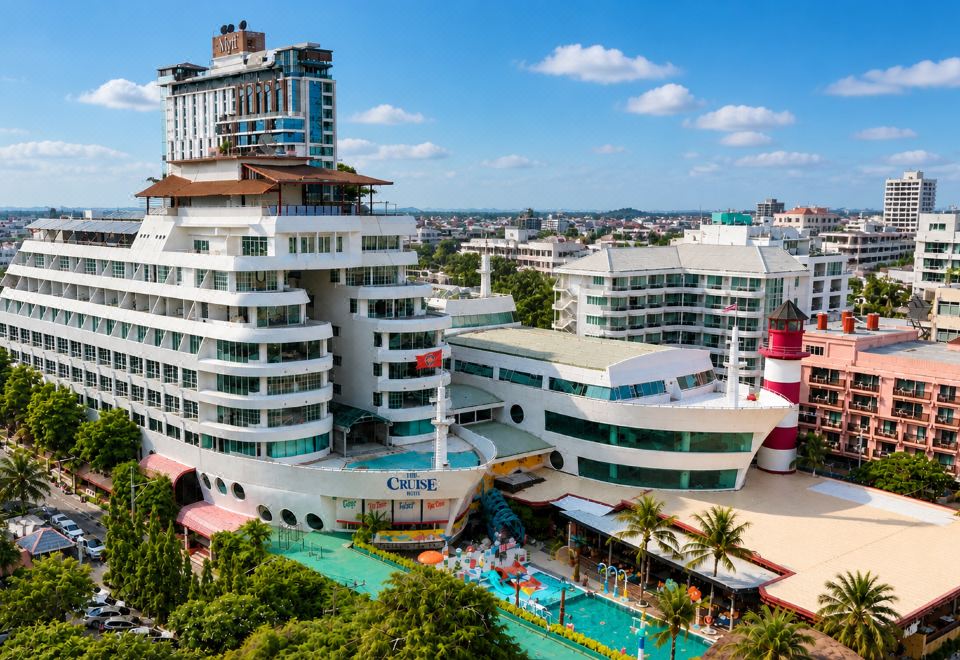Hotel 38