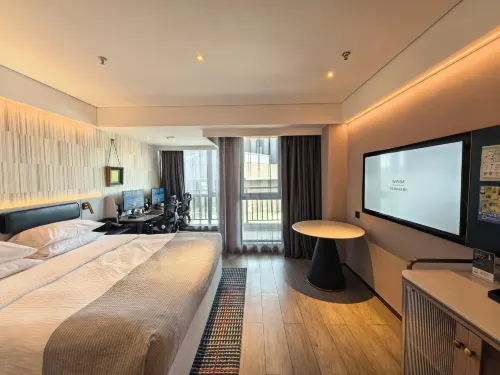 Yuyue Esports Hotel (Wuxi Meihua Li Wuyue Water Street Branch)