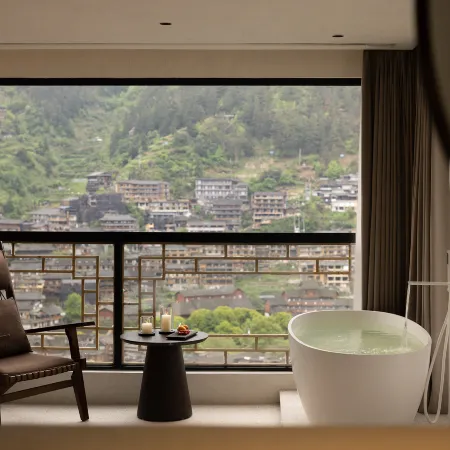 Ananda · World Encounter Cliff Infinity Pool Panorama Inn